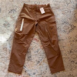 NWT Nike Utility Pants Men’s size 32 medium
